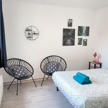 Jolie appartement 2 chambres 65m2 au centre ville Fontenay-le-Comte Extérieur photo